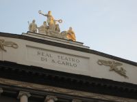 Neapel: Oper