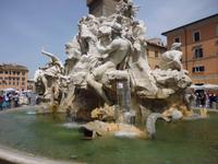Piazza_Navona_Vierströmebrunnen_Bernini (2)