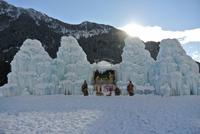 Predazzo Eisskulptur mit Krippe