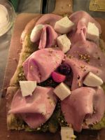 Rom Trastevere Pinsa mit Mortadella und Pistazien