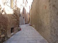 Schmale Gassen in der Oberstadt Calvi