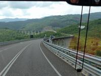 Schnellstrasse über das Mingardotal