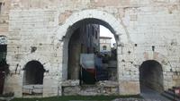 Spello (Porta Consulare)