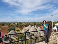 Wanderung im Itratal auf dem Aquäduktweg, Trulli Lehrstunde