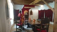 Zimmer der Höhlenburg Predjams, Slowenien 