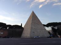 die Pyramide