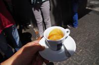 und zwischendurch ein Espresso auf die Hand