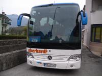 unser Bus vorm Hotel