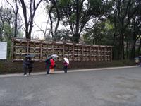 Wein-Fässer am Meiji-Schrein