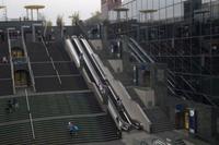 Ankunft an der Kyoto Station mit Besichtigung des beeindruckenden Bahnhofs