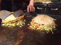 Okonomiyaki-Abendessen in Hiroshima