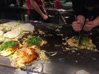 Okonomiyaki-Abendessen in Hiroshima