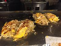Okonomiyaki-Abendessen in Hiroshima