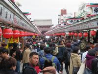 zum Sensoji Tempel