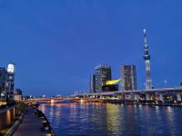 Tokio - Abendlicher Spaziergang entlang des Sumida-Flusses 