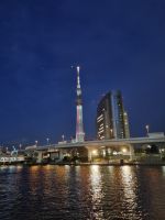 Tokio - Abendlicher Spaziergang entlang des Sumida-Flusses 