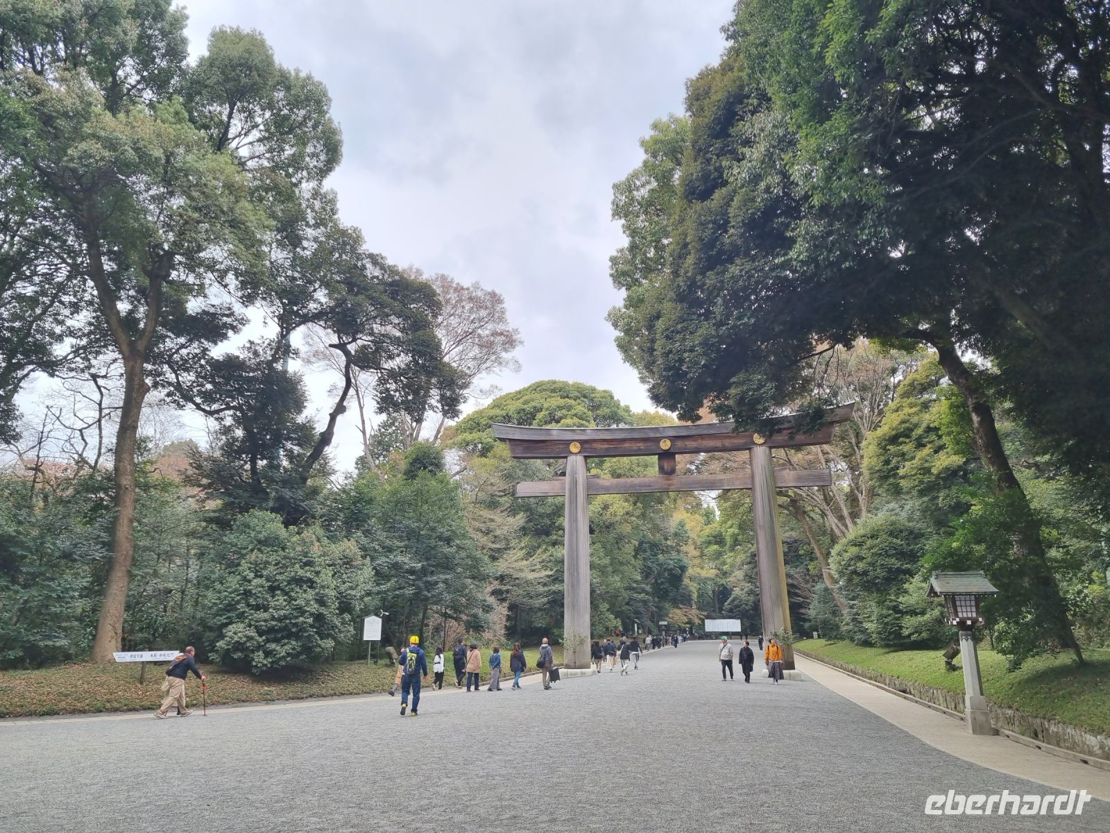 Tokio - Meiji-Jingu-Schrein (Ichino Torii)