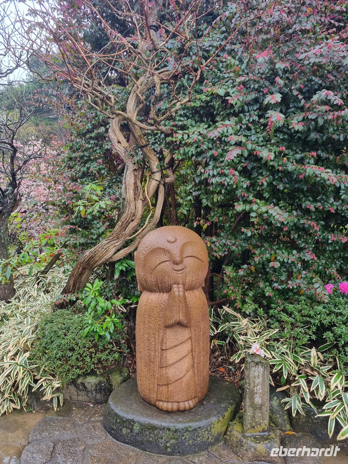 Kamakura - Parkanlage unterhalb des Hasedera-Tempels