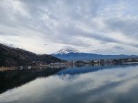 Kawaguchiko - Ausblick vom Hotel auf den Kawaguchi-See und Fujisan