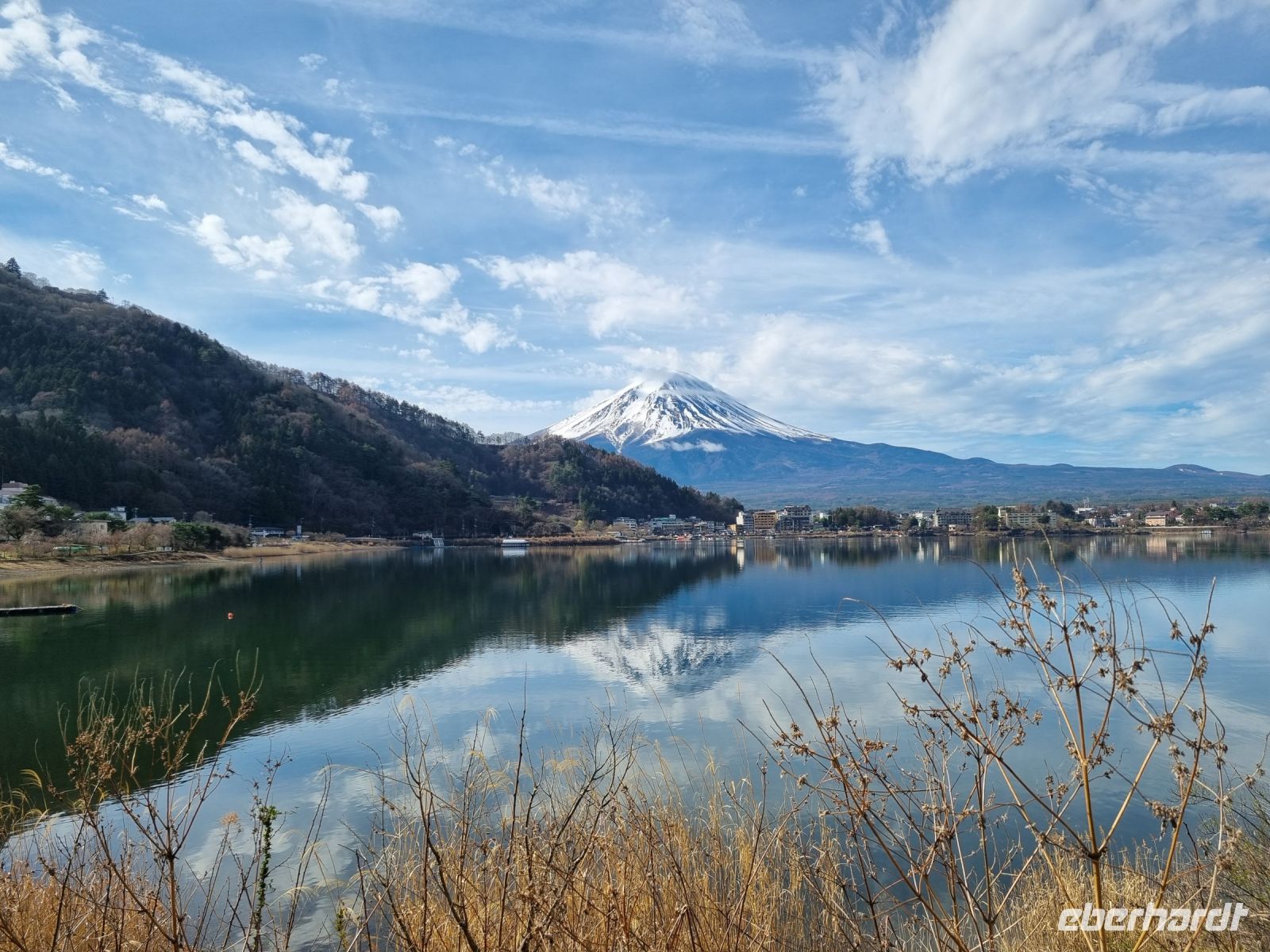 Kawaguchiko - Ausblick vom Kawaguchi-See auf Fujisan