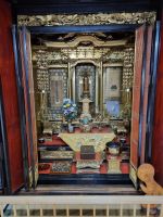 Dorf Shirakawa (Wada-Haus - Hausaltar)