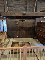 Dorf Shirakawa (Wada-Haus - Feuerstelle)