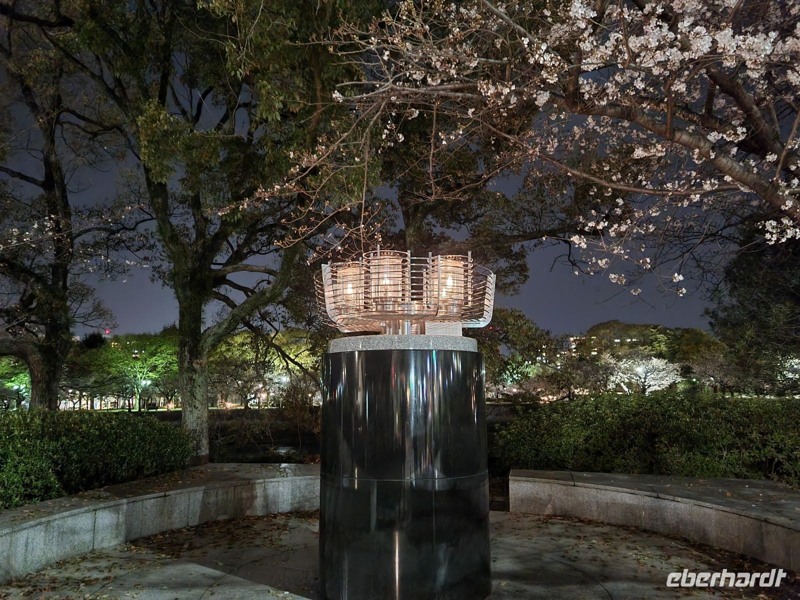 Hiroshima - Friedenspark (Gaslicht zum Gedenken an die Opfer der Atombombe von Hiroshima)