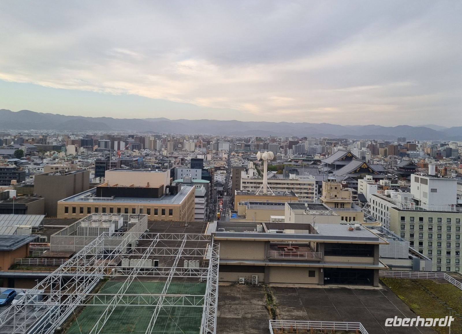 Kyoto - Bahnhof (Ausblick auf die Stadt)