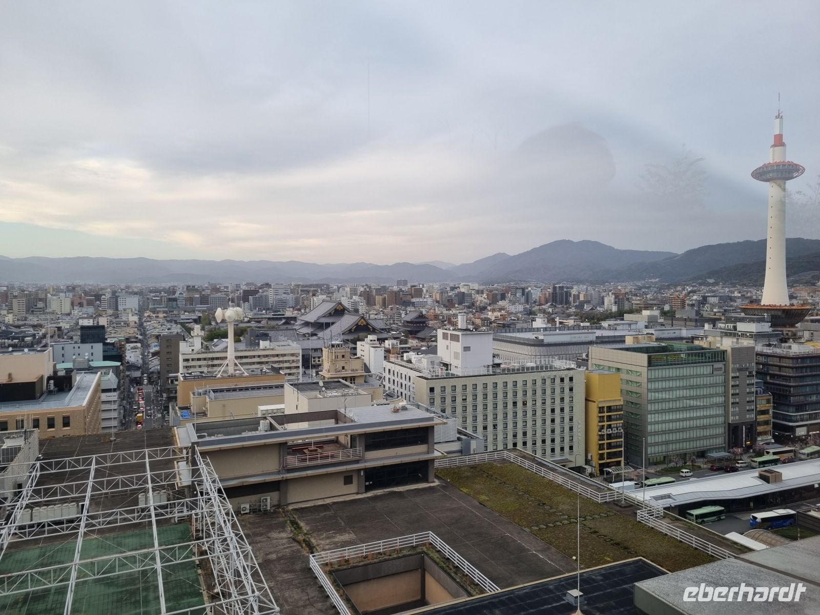 Kyoto - Bahnhof (Ausblick auf die Stadt)
