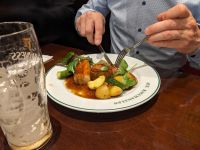 272. Unser `französisches Abendessen`