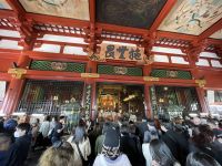 Besichtigung des buddhistischen Kannon Tempel - Asakusa-Schrein