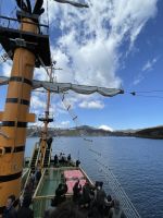 Bootsfahrt auf dem Ashi See mit Blick auf den Fuji