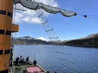 Bootsfahrt auf dem Ashi See mit Blick auf den Fuji
