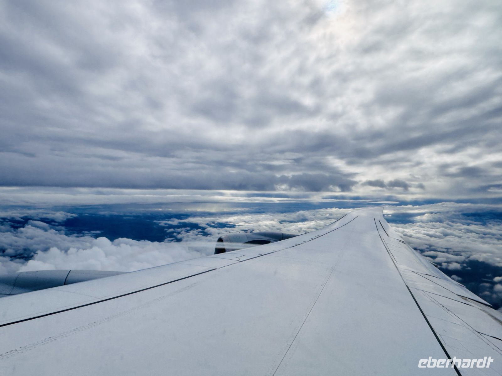 Tag 1 - Über den Wolken in Richtung Japan