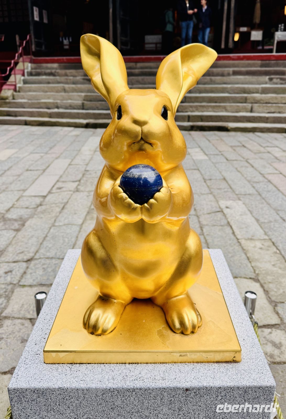 Tag 4 - Hasen-Statue (Symbol für eine gute Ehe)