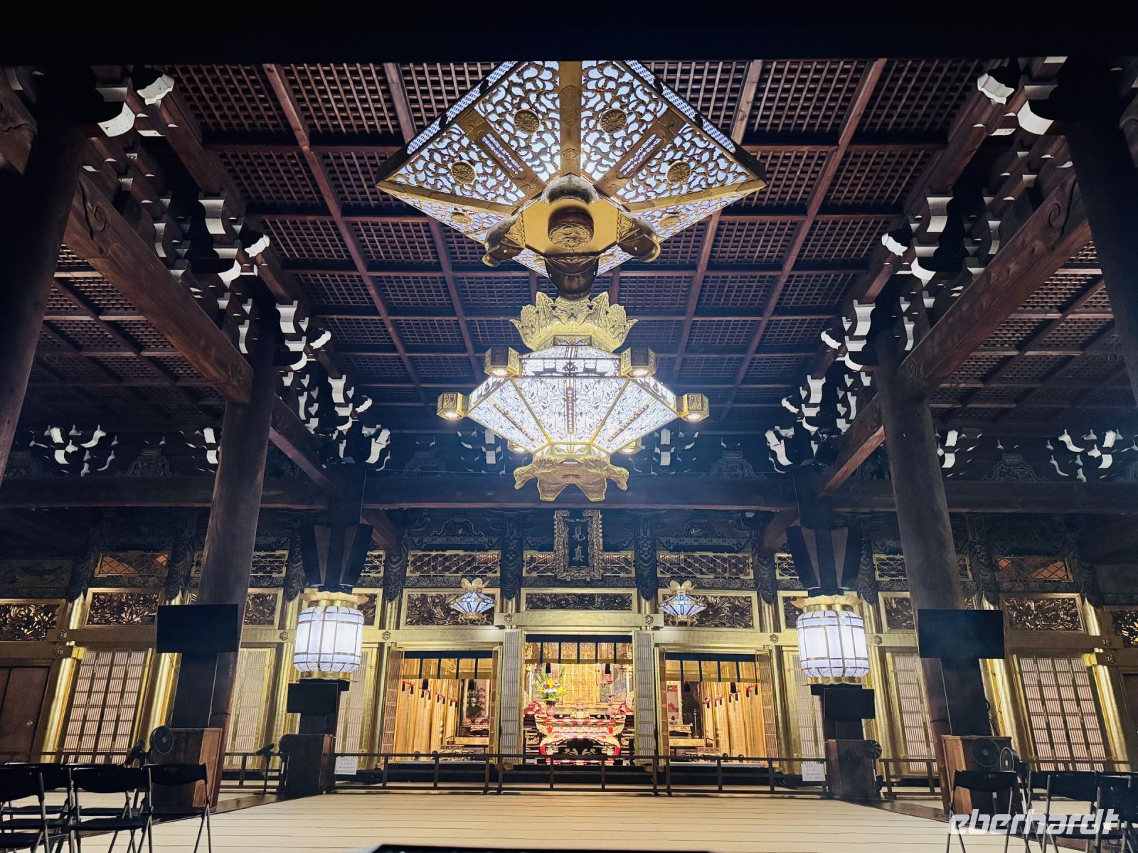 Tag 10 - Illumination am Nishi Hongwanji Tempel