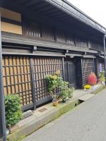 Spaziergang durch Takayama