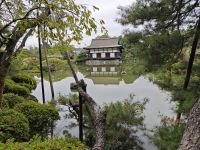 Heian-Schrein in Kyoto mit Gartenanlage
