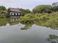 Heian-Schrein in Kyoto mit Gartenanlage