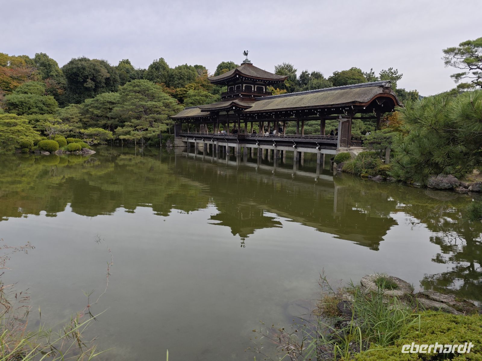 Heian-Schrein in Kyoto mit Gartenanlage