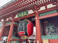 3. Tag: Erkundung von Tokio – Asakusa – Tempeltor „Kaminari mon“