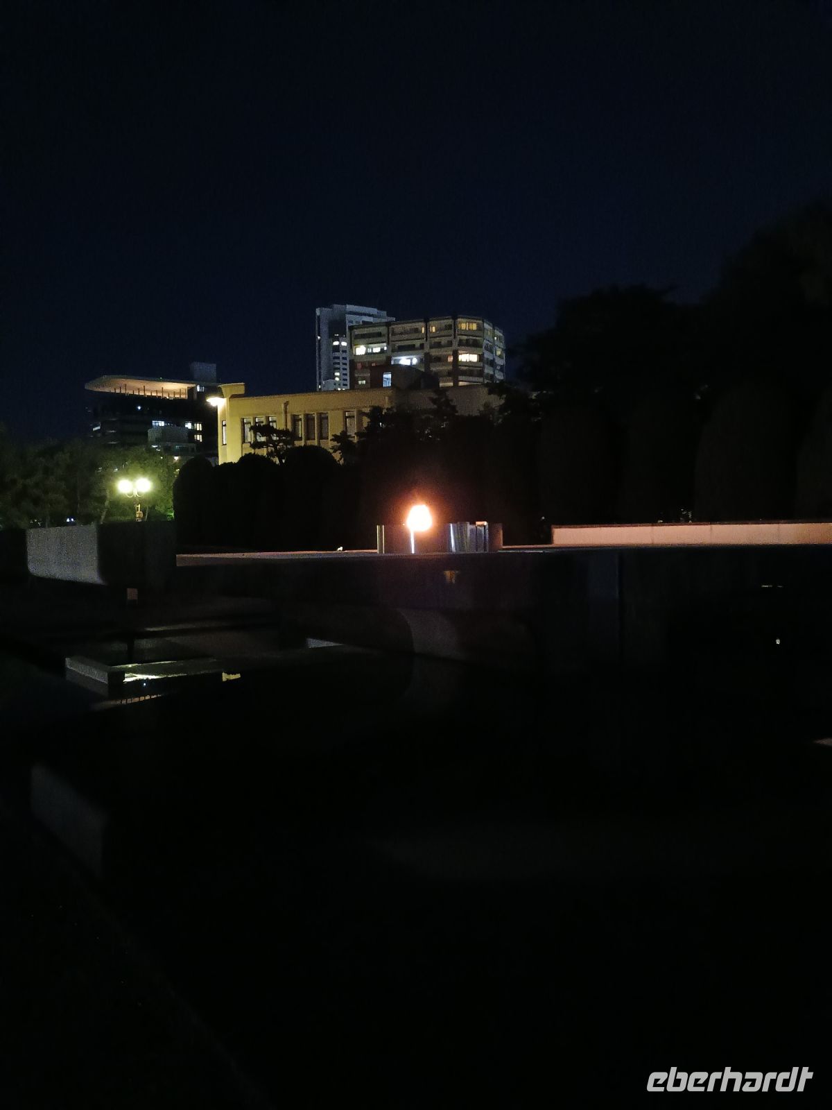 Friedenspark bei Nacht 