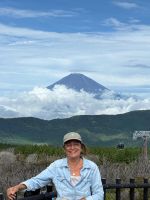 Fuji mit Bea &ndash; &copy; Beate Klingebiel (Eberhardt TRAVEL)