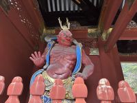 Nikko - Futarasan Schrein - Tempelwächter &ndash; &copy; Sabine Letzybyll (Eberhardt TRAVEL)