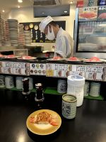 Tokio - Asakusa - Sushi Bude &ndash; &copy; Sabine Letzybyll (Eberhardt TRAVEL)