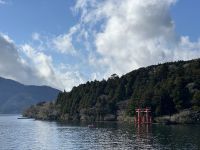 Hakone - Torii &ndash; &copy; Sabine Letzybyll (Eberhardt TRAVEL)