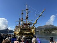 Hakone - Piratenboot &ndash; &copy; Sabine Letzybyll (Eberhardt TRAVEL)