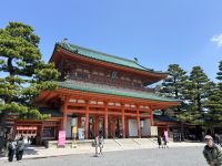 Heian-Schrein Tor &ndash; &copy; Mary Dobberkau (Eberhardt TRAVEL)