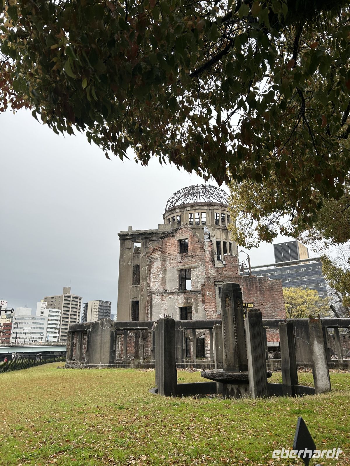 Atombombendom Hiroshima  &ndash; &copy;  (Eberhardt TRAVEL)