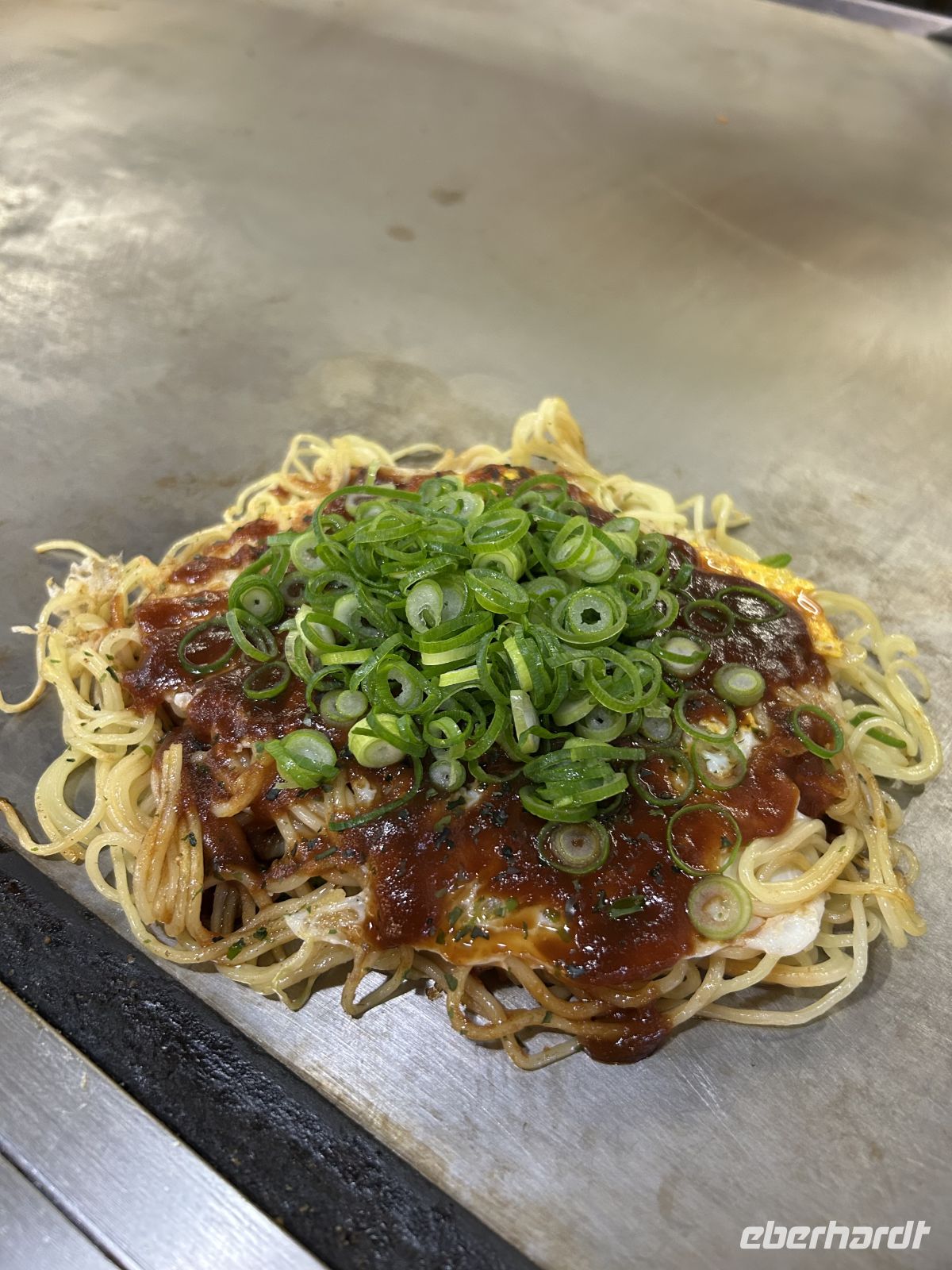 Okonomiyaki &ndash; &copy;  (Eberhardt TRAVEL)